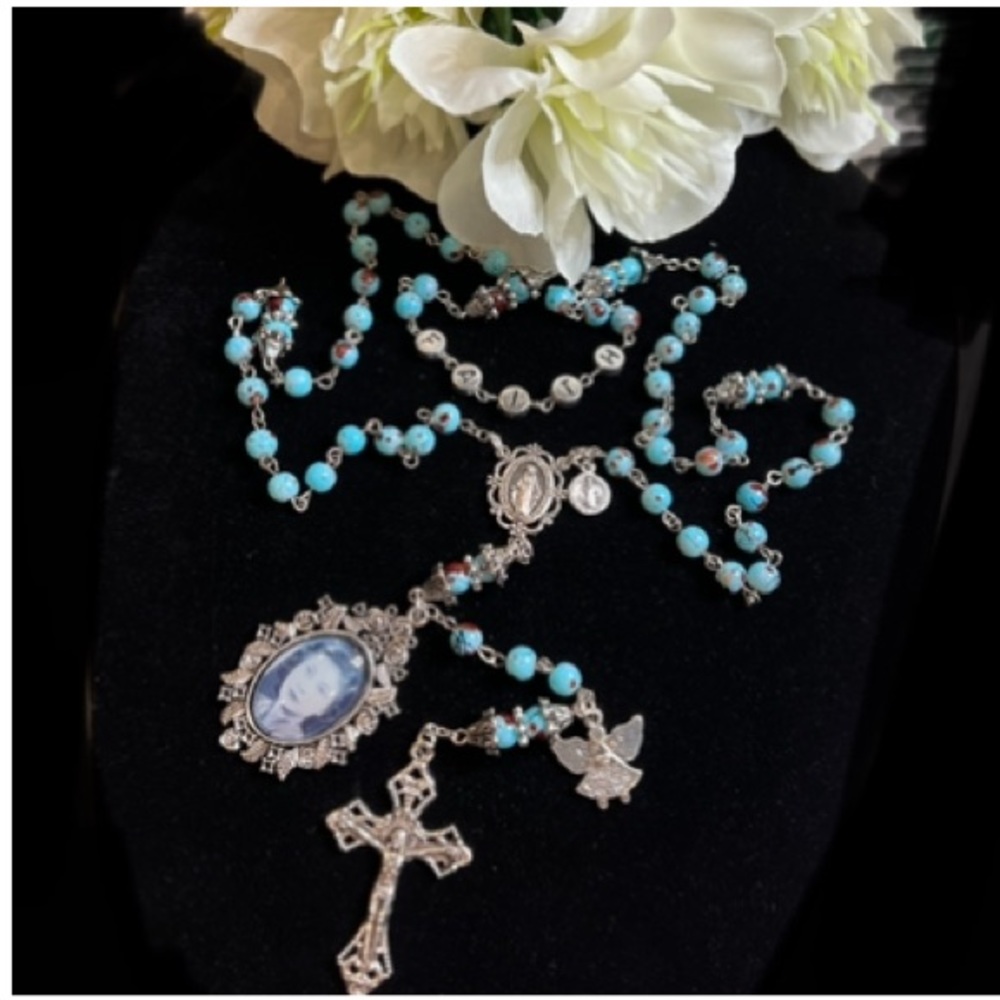 NWOT - Personalized Rosary for Any Occasion